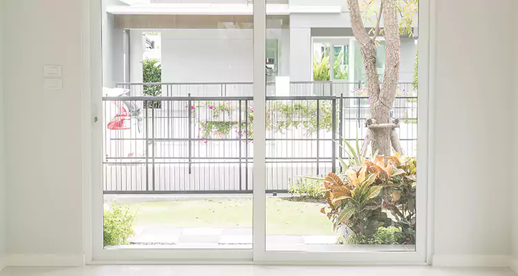 Balcony Screen Door Repair in West Lealman, FL