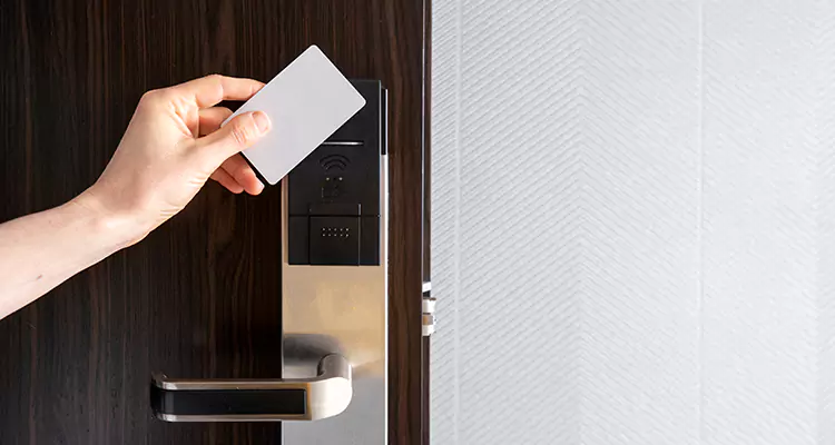Why Choose Us for Hotel Keycard Lock Repair in West Lealman, FL?