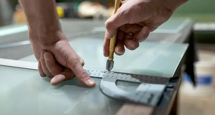 Glass Scratch Repair in West Lealman, FL