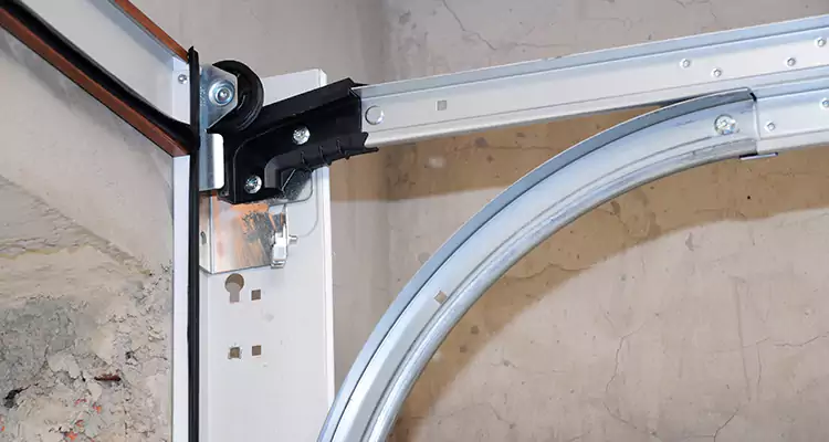 Maintain Liftmaster Garage Door Off Track in West Lealman, FL