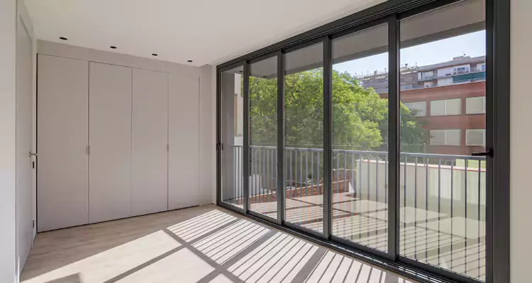 Fix Sliding Screen Door Track in West Lealman, FL