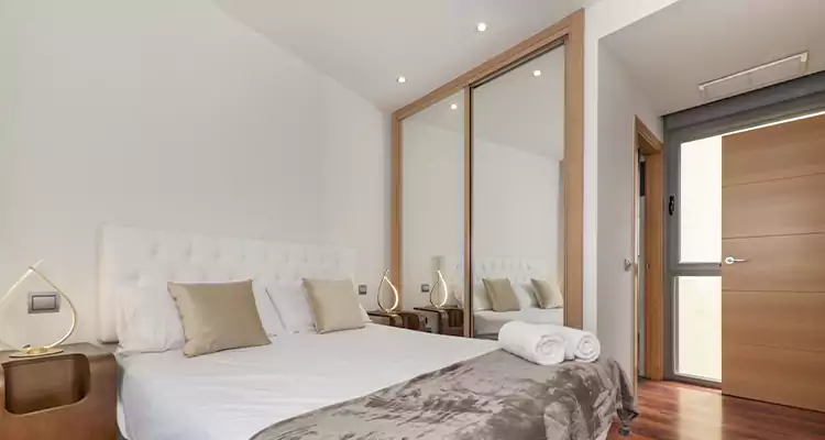 Sliding Wardrobe Door Mirror Replacement in West Lealman, FL